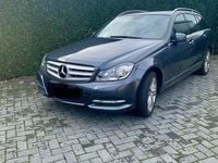 Gebraucht Mercedes C180 156 PS (114 kW) 2012 Grau Kombi