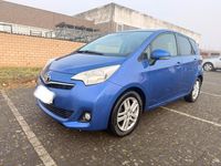 Gebraucht Toyota Verso-S 90 PS (66 kW) 2013 Andere farben Van / Kleinbus