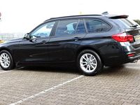 Gebraucht BMW 320 Advantage 190 PS (139 kW) 2017 Schwarz Limousine