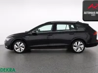 Gebraucht VW Golf VIII Style 150 PS (110 kW) 2023 Deep black perleffekt Kombi