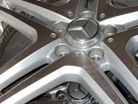 Gebraucht Mercedes E500 Elegance 306 PS (225 kW) 2002 Silber Limousine