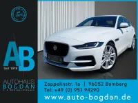 Gebraucht Jaguar XE SE 250 PS (183 kW) 2020 Fuji white Limousine