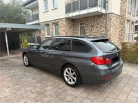Gebraucht BMW 320 184 PS (135 kW) 2013 Schwarz Kombi