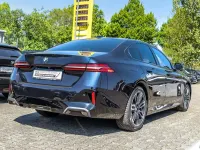 Gebraucht BMW 520 M Sport 208 PS (152 kW) 2024 Schwarz Limousine
