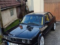 Gebraucht BMW 325 286 PS (210 kW) 1987 Schwarz Coupé