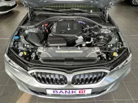 Gebraucht BMW 318 Sport Line 150 PS (110 kW) 2022 Skyscraper grau Kombi