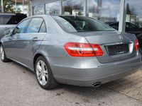 Gebraucht Mercedes E200 Avantgarde 184 PS (135 kW) 2011 Palladiumsilber Limousine