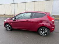 Gebraucht Ford Fiesta 82 PS (60 kW) 2009 Rot Kleinwagen