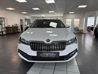 Gebraucht Skoda Superb Ambition 200 PS (147 kW) 2022 Weiß Kombi