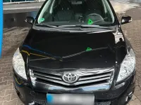 Gebraucht Toyota Auris 132 PS (97 kW) 2012 Schwarz Kleinwagen