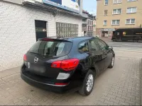 Gebraucht Opel Astra 116 PS (85 kW) 2012 Schwarz Kombi