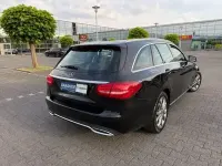 Gebraucht Mercedes C180 Avantgarde 156 PS (114 kW) 2017 Schwarz Kombi