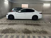 gebraucht Alfa Romeo Giulia 2.0 Turbo 16V AT8 Super