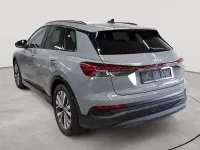 Gebraucht Audi Q4 e-tron Ambiente 150 kW (204 PS) 2023 Grau SUV