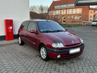 Gebraucht Renault Clio 97 PS (71 kW) 2001 Andere farben Kleinwagen