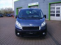 Gebraucht Peugeot TePee 128 PS (94 kW) 2012 Grau Van / Kleinbus