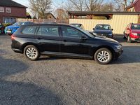 Gebraucht VW Passat 150 PS (110 kW) 2022 Schwarz Kombi