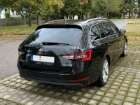 Używany Skoda Superb Style 190 KM (139 kW) 2018 Czarny Kombi