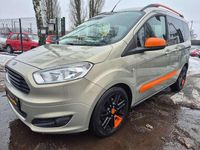 Gebraucht Ford Tourneo Courier Titanium 101 PS (74 kW) 2017 Titangrau metallic Van / Kleinbus