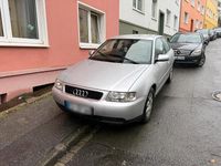 Gebraucht Audi A3 Basis 2000 Silber Kleinwagen