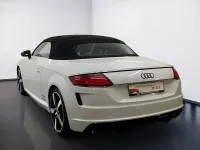 Gebraucht Audi TT Roadster Competition 197 PS (144 kW) 2023 Gletscherweiß metallic/verdeck Cabrio