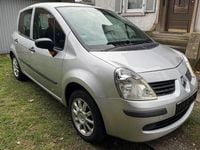 Usata Renault Modus 74 CV (54 kW) 2007 Argento Monovolume