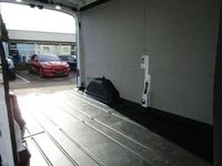 Gebraucht Ford Transit Trend 131 PS (96 kW) 2023 Frostweiß Van / Kleinbus