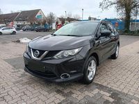 Gebraucht Nissan Qashqai 116 PS (85 kW) 2016 Schwarz SUV
