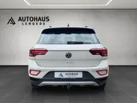 Second-hand VW T-Roc Life 150 CP (110 kW) 2023 Gri SUV