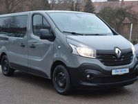 Gebraucht Renault Trafic Expression 145 PS (106 kW) 2018 Grau Van / Kleinbus