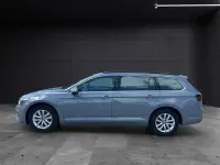 Gebraucht VW Passat Business 122 PS (89 kW) 2023 Grau Kombi