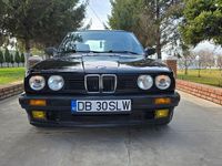 Gebraucht BMW 318 113 PS (83 kW) 1988 Schwarz