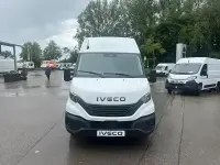Gebraucht Iveco Daily 156 PS (114 kW) 2026 Weiss weiss Van