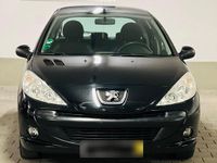 Gebraucht Peugeot 206 75 PS (55 kW) 2010 Schwarz Kleinwagen