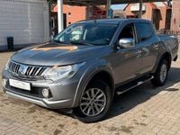 Gebraucht Mitsubishi L200 Plus 181 PS (133 kW) 2016 Grau Pickup
