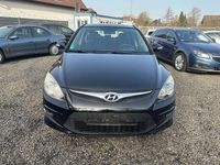 Gebraucht Hyundai i30 109 PS (80 kW) 2011 Schwarz Limousine