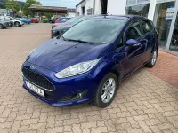 Gebraucht Ford Fiesta Celebration 82 PS (60 kW) 2017 Blau Kleinwagen