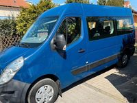 Second-hand Renault Master 101 CP (74 kW) 2014 Albastru Van