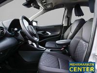 Neu Mazda 2 Center-Line 116 PS (85 kW) 2025 Weiß Limousine