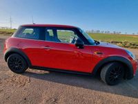 Gebraucht Mini ONE 102 PS (75 kW) 2018 Rot Kleinwagen