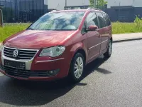 Gebraucht VW Touran 140 PS (102 kW) 2008 Rot Van / Kleinbus