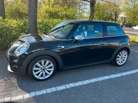 Second-hand Mini Cooper 136 CP (100 kW) 2017 Negru Hatchback