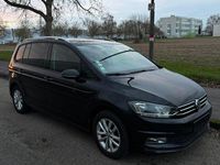 Gebraucht VW Touran 116 PS (85 kW) 2016 Schwarz Van / Kleinbus