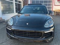 Second-hand Porsche Cayenne 262 CP (192 kW) 2015 Negru SUV