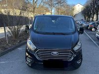 Gebraucht Ford Tourneo 131 PS (96 kW) 2020 Schwarz Van / Kleinbus