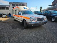 Gebraucht Mercedes E280 Classic 204 PS (150 kW) 1998 Weiß Limousine