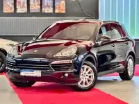 Gebraucht Porsche Cayenne 281 PS (206 kW) 2012 Tiefschwarzmetallic SUV