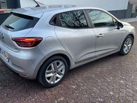 Gebraucht Renault Clio V Experience 140 PS (102 kW) 2021 Silber Kleinwagen