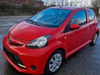 Gebraucht Toyota Aygo 68 PS (50 kW) 2012 Kleinwagen