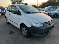 Gebraucht VW Fox 54 PS (39 kW) 2006 Weiß Kleinwagen